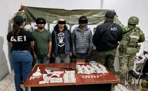 Fiscalía de Oaxaca asegura droga y detiene a tres personas en Zimatlán
