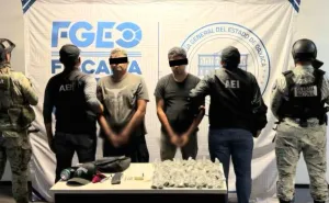 Capturan a dos por narcomenudeo afuera de una escuela; alias “Yiyo”, es considerado objetivo prioritario en la Costa