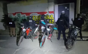 Catean domicilio en San Andrés Zautla y tres motocicletas con reporte de robo