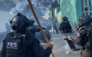 DE PARADOJAS Y UTOPÍAS /  La ley versus chantaje  / RAÚL NATHÁN PÉREZ