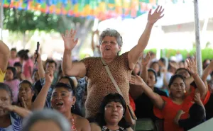 Celebra Xoxocotlán a más de 5 mil madres xoxeñas en su día