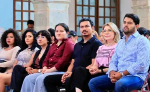 El talento joven y la educación construyen el futuro de Oaxaca de Juárez