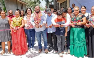 Entrega Miguel Quetu rehabilitación de drenaje, agua potable y pavimentación en la 7a. Sección 