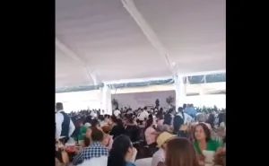 Un simplisimo desayuno para festejar a las madres de familia del STPEIDCEO