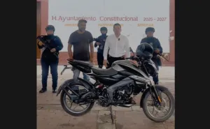 Una motocicleta más recuperada en Santa Lucía del Camino