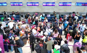 Miles de visitantes llegan a Oaxaca para vivir la Guelaguetza