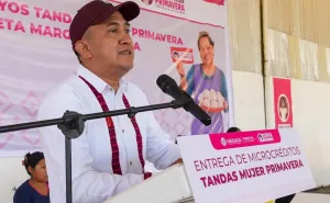 Atestigua Nino Morales entrega de apoyos en Nochixtlán