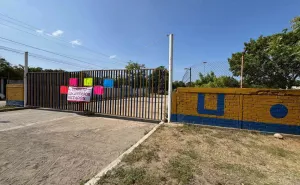 ¡20 días de protesta y nadie da la cara! Se agudiza el conflicto en la Preparatoria 4 de la UABJO.