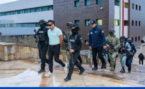 Fiscalía detiene a líder extorsionador en la Central de Abasto, y desarticula brazo financiero de la organización ASAEO