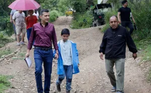 Recorre Luis Alfonso Silva Romo colonias de Oaxaca de Juárez para atender necesidades ciudadanas
