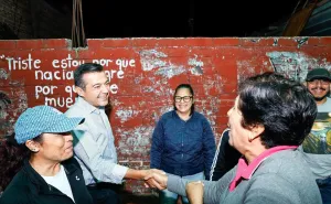 Continúa Luis Alfonso Silva Romo recorridos y reuniones casa por casa en Oaxaca de Juárez tras el cierre del registro de morena