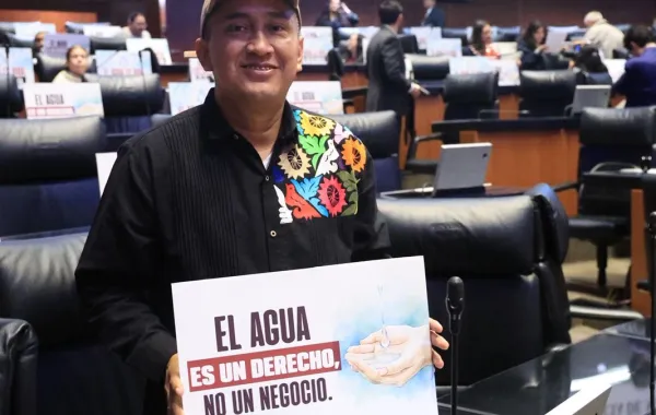 El agua es un derecho, no un negocio, afirma Nino Morales