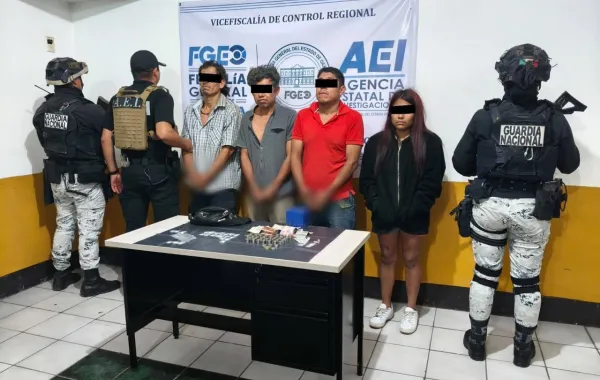 Vinculan a cuatro detenidos en cateo por narcomenudeo en la Sierra de Flores Magón
