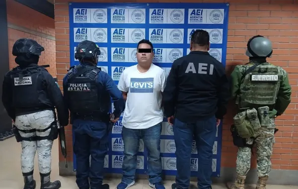 Detienen a hombre por extorsión, bajo la modalidad conocida como “cobro de piso” para permitir operación de negocio en Huajuapan 