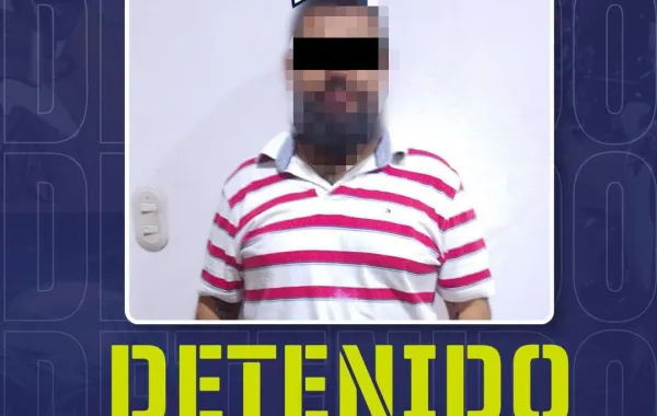 Policía Municipal de Oaxaca de Juárez detiene a persona señalada de agredir y amenazar a sus padres