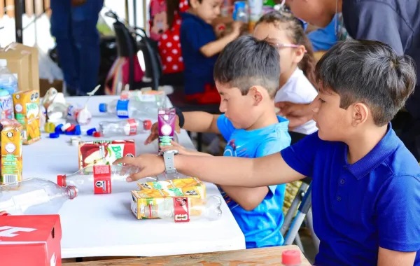 “Fábrica de Monstruos” una forma divertida de cuidar el medio ambiente en Xoxocotlán