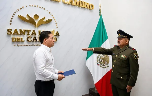 Toma protesta nuevo director de la Policía de Santa Lucía del Camino