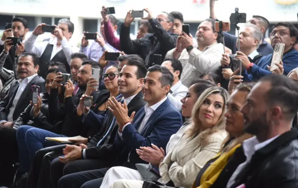Conmemora Luis Alfonso Silva Romo 71 años de trayectoria de la Sonora Santanera de Carlos Colorado