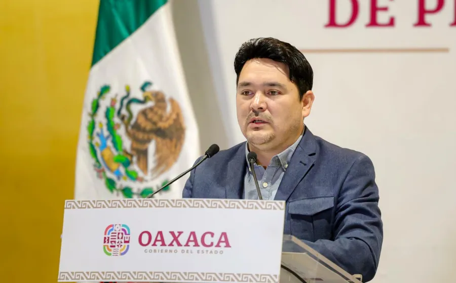 Garantizan en Oaxaca abasto de medicamentos