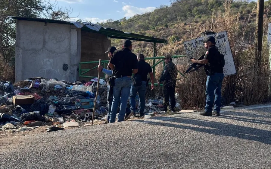 *Fiscalía de Oaxaca amplía acciones de búsqueda y localización con vida de siete personas reportadas como No Localizadas en la región de Valles Centrales*  * _Despliega operativos en regiones de Costa y Valles centrales en colaboración con DEFENSA, Marina, Guardia Nacional, así como Policía Estatal_   Oaxaca de Juárez a 15 de enero de 2025.-  La Fiscalía General del Estado de Oaxaca (FGEO) extiende labores de búsqueda y localización de siete personas reportadas como No Localizadas en la región de Valles Cen
