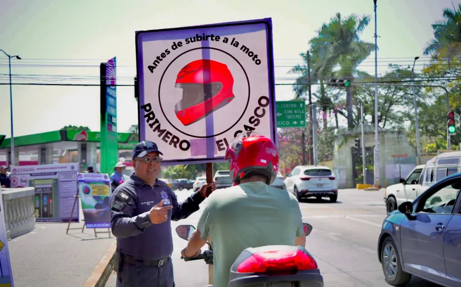 Inicia campaña de sensibilización sobre el uso correcto del casco en motociclistas