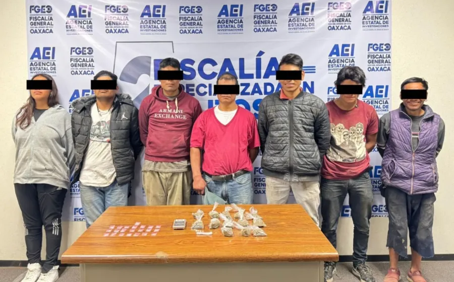 Fiscalía de Oaxaca obtiene vinculación a proceso contra 7 personas detenidas en cateo por el delito de Narcomenudeo