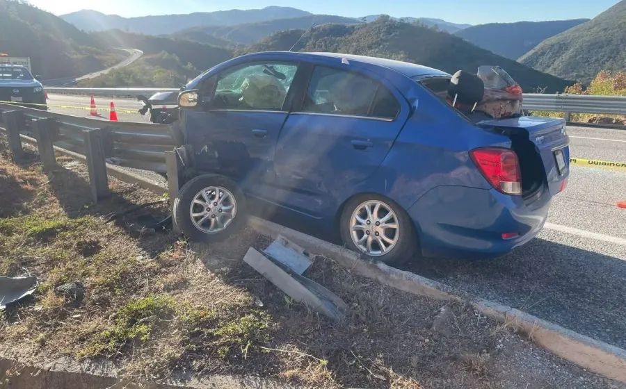 Pierde la vida copiloto tras accidente en la Mitla - Tehuantepec