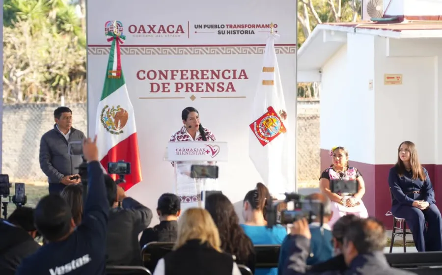 Más de 5 mil pacientes atendidos en la Farmacia Bienestar de Xoxocotlán, destaca Nancy Benítez