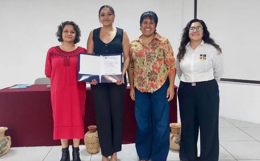 La UABJO me dio la oportunidad de estudiar la carrera que deseaba: Ingrid