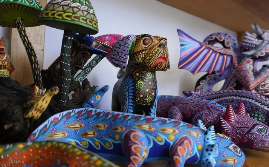 Invita a la Expo Artesanal de Alebrijes 2025 de San Antonio Arrazola