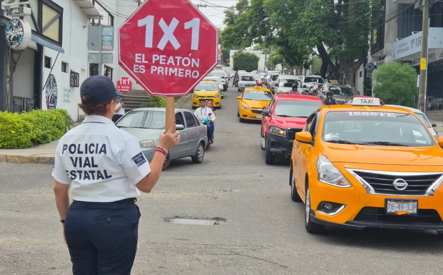 Refuerza Policía Vial Estatal el programa “1x1” para proteger a personas peatonas y con discapacidad