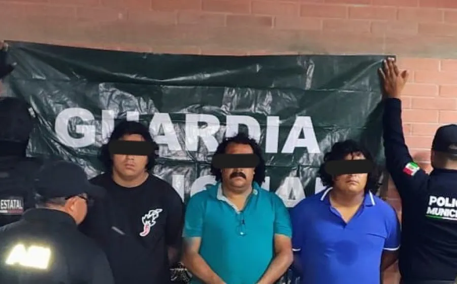 Durante cateo en Miahuatlán: detienen a tres, aseguran drogas y dinero en efectivo