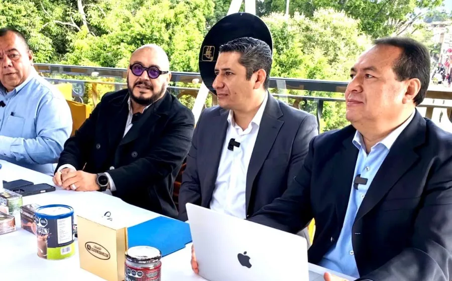 Desayunando con... Bernardo Rodríguez Alamilla - 03/010/25