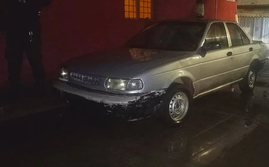 Policía Municipal asegura vehículo con reporte de robo activo