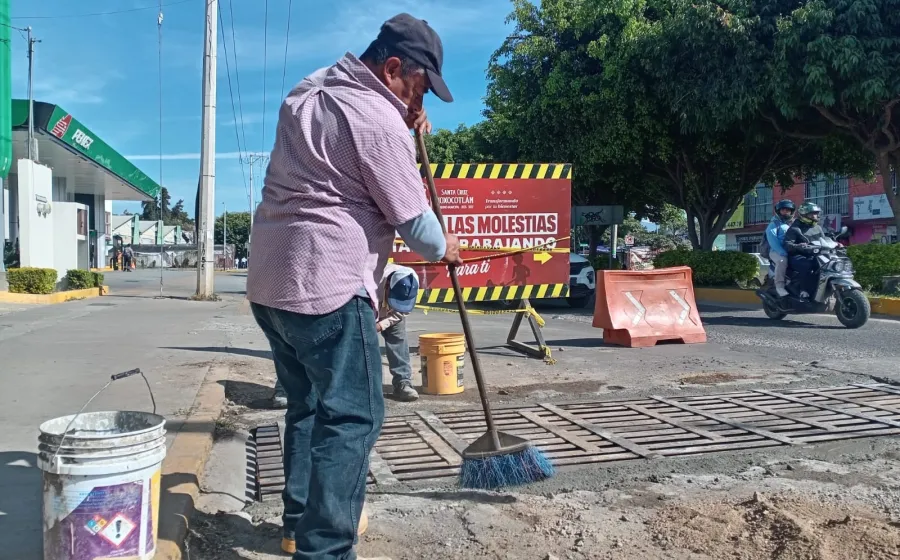 Rehabilitan rejillas pluviales en el boulevard Nuu Ita Nuu Yoo de Xoxocotlán