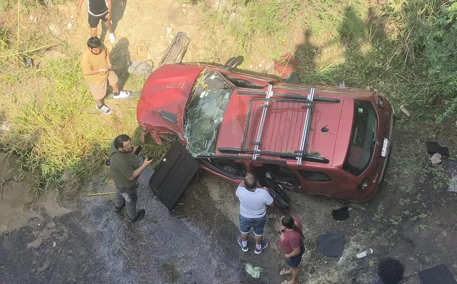 Accidente en el tramo San Pedro Pochutla–Puerto Escondido deja cuatro personas heridas