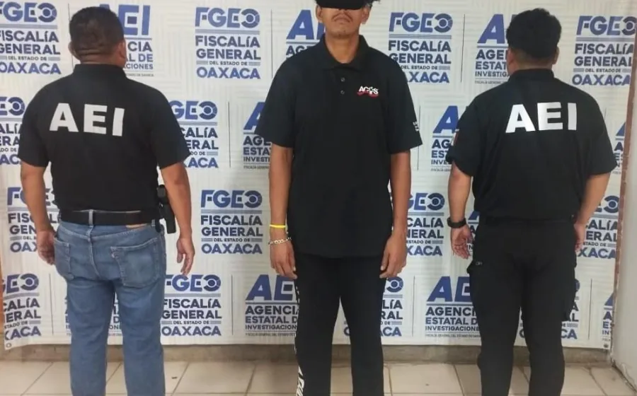 Lo detienen por asalto a una tienda Oxxo