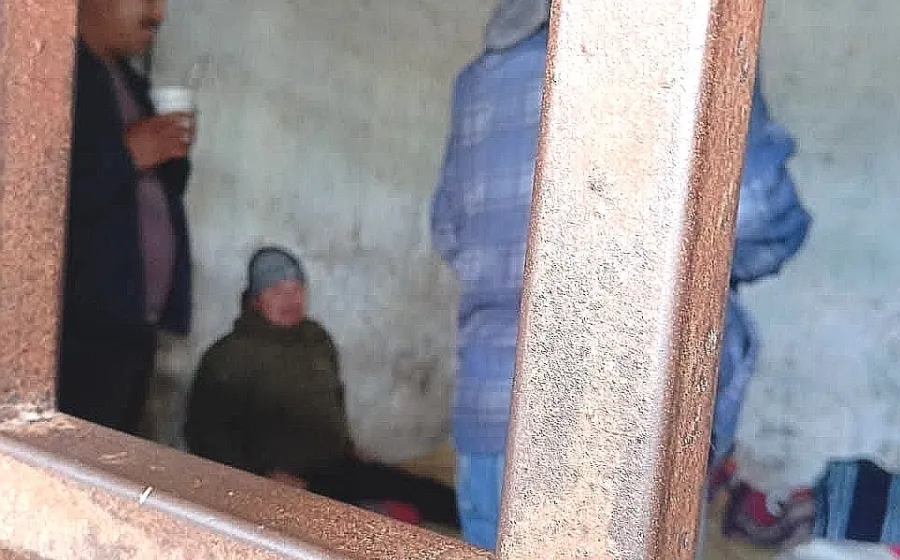 Mantienen pobladores a ex autoridades de San Juan Juquila Mixes encarcelados