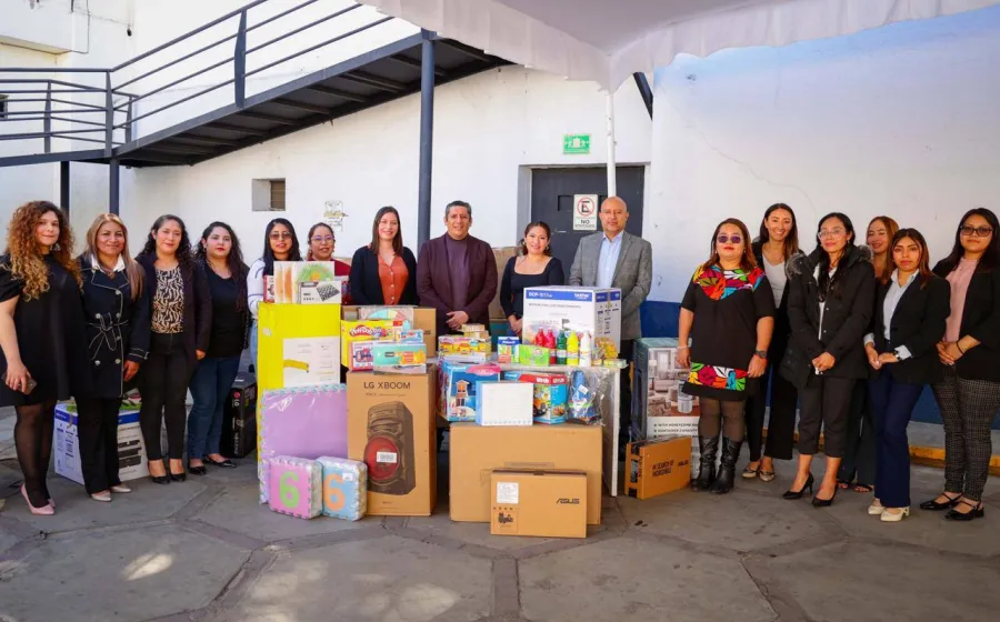 Entregamos equipo y mobiliario para fortalecer trabajo de la Fiscalía de Oaxaca y CEJUM