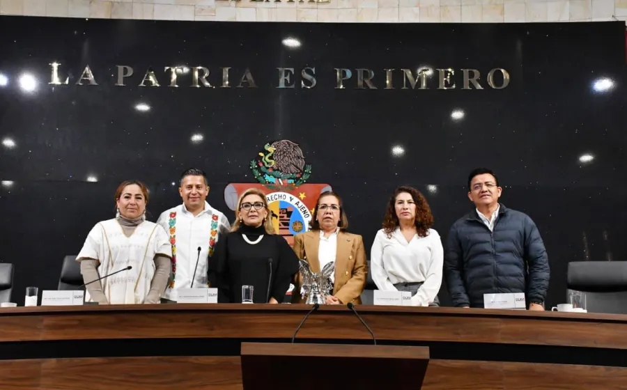 Comparece titular de la Secretaría de Honestidad, Transparencia y Función Pública ante Comisión del Congreso del Estado