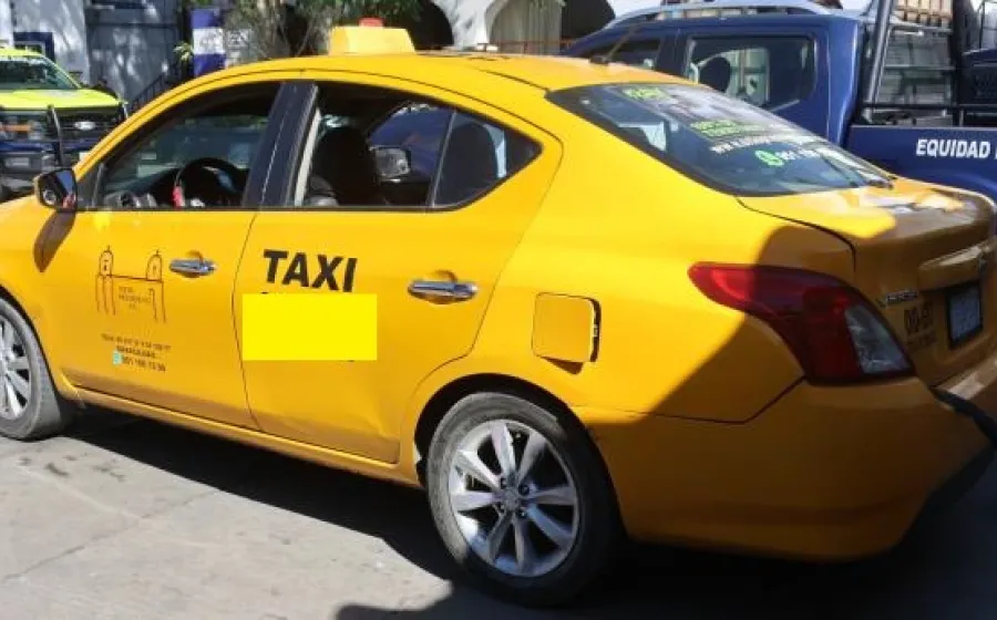 Policía Municipal recupera taxi robado horas antes