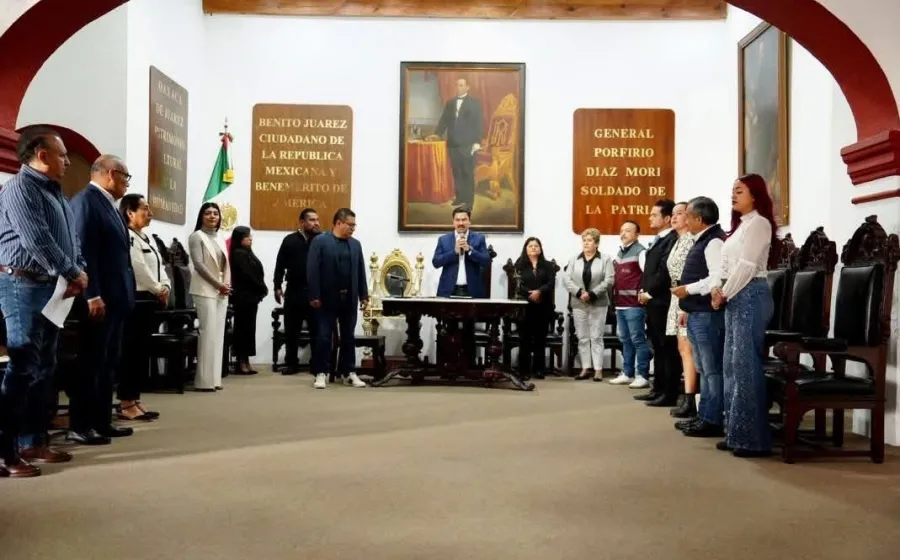 Cabildo de Oaxaca de Juárez refrenda unidad para trabajar con cercanía y en territorio