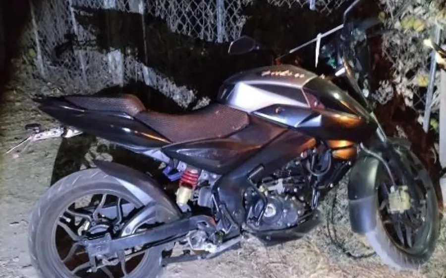 Policía Municipal asegura motocicleta al contar con reporte de robo activo