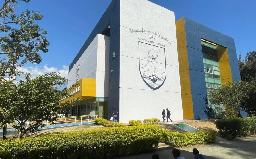 La Universidad Autónoma "Benito Juárez" de Oaxaca informa: