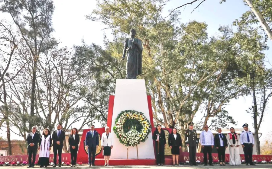 Director del IEEPO rinde homenaje al General Vicente Guerrero Saldaña en #Cuilápam de Guerrero