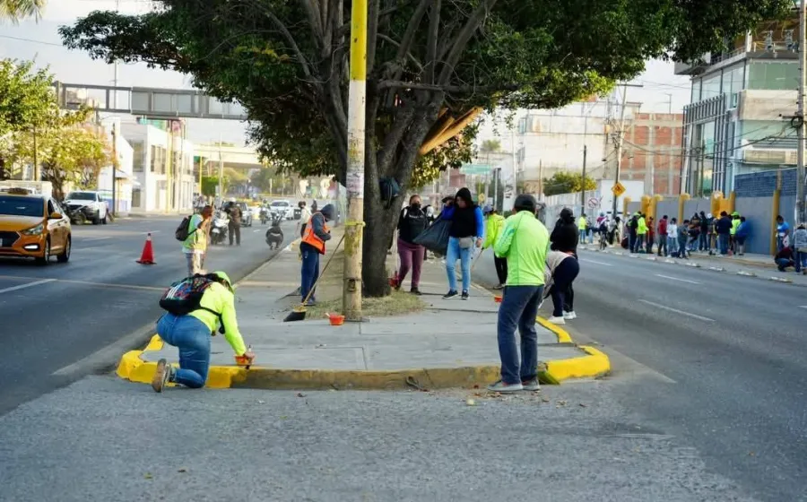 Tequio Vecinal fortalece la limpieza y el orden en el Puente de Cinco Señores