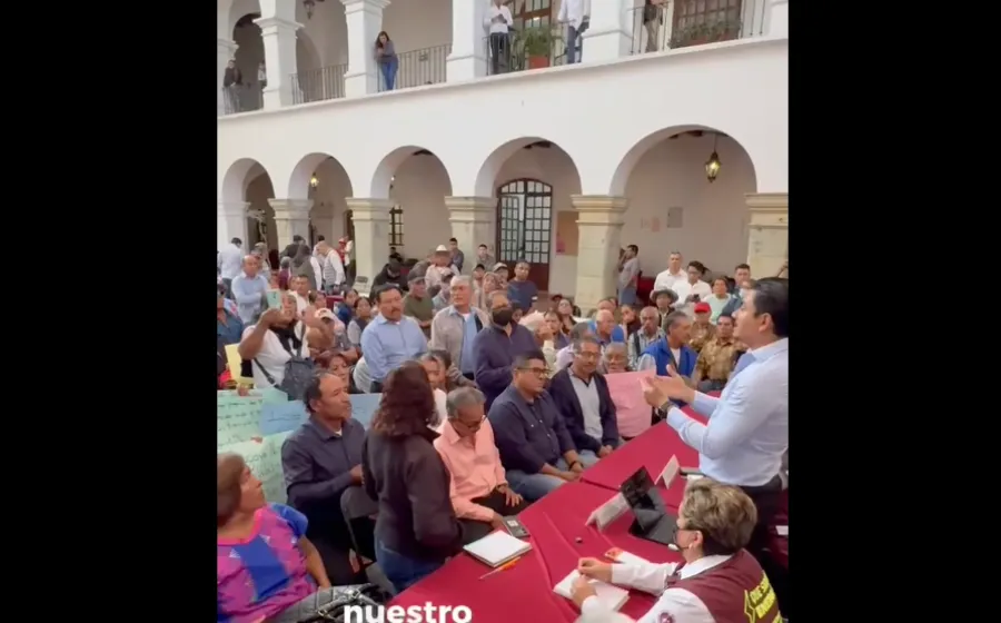 Presidente Ray Chagoya escucha, acuerda y resuelve con pensionados del Sindicato 3 de Marzo