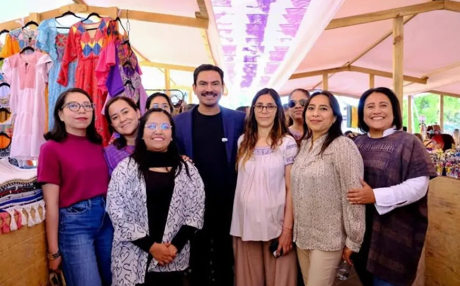 Arranca el Tianguis Violeta en El Llano