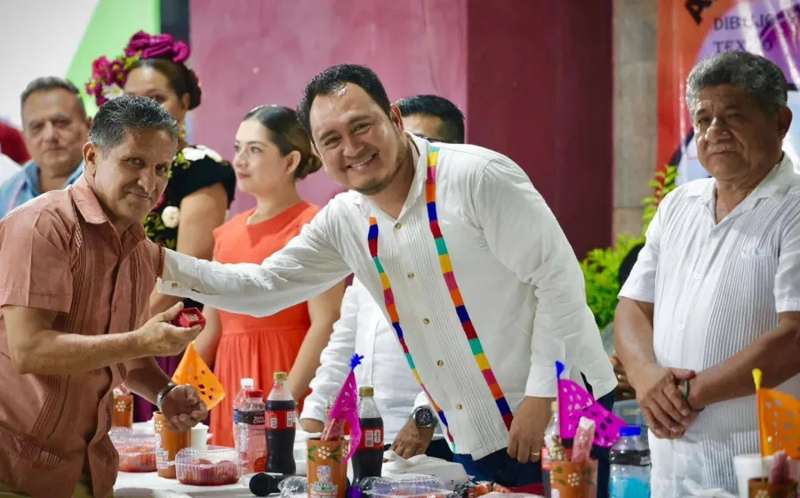 Magisterio oaxaqueño contribuye a la formación de una nueva ciudadanía: Emilio Montero