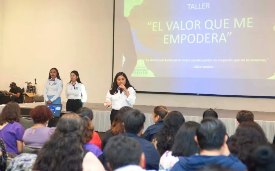 Conmemora IEEPO el Día Internacional de la Mujer con jornada "El Valor que se Empodera"